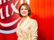 Елена Кравец поделилась фотографиями своей огромной семьи