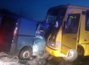 В ДТП с участием автобуса возле Кременчуга погиб человек, много пострадавших