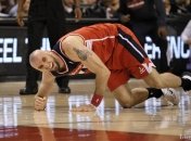 НБА. Центровой "Вашингтона" предлагает разрешить драки на площадке