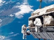 Видят врагов даже в космосе: в России допустили выдачу оружия экипажам орбитальной станции