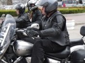 Байкер-шоу завершилось аварией: травмированы двое людей