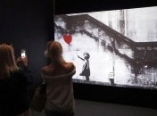 Картина Бэнкси самоуничтожилась сразу после продажи на аукционе за $1,4 млн