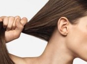 Косметологи рассказали о причинах выпадения волос