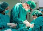 Кабмін про пом'якшення карантину: відзавтра дозволять планові операції пацієнтам