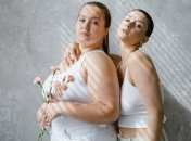 Як одягатися дівчатам з пишними формами.