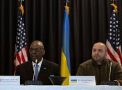 Ллойд Остин и Рустем Умеров