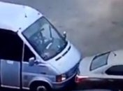 Порошенко поблагодарил водителя маршрутки, пытавшегося остановить Пугачева