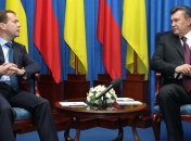 Янукович обсудит с Медведевым газовые вопросы
