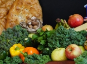 Овочі, фрукти та хліб