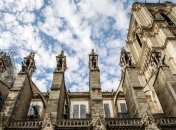 Собор Парижской Богоматери все еще в аварийном состоянии