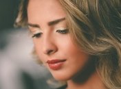 Модные прически, которые делают лицо худее (Фото)