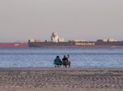 Нефть некуда девать: десятки танкеров "застряли" у берегов Калифорнии