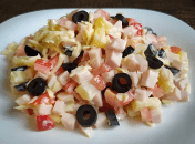 Салат из ветчины, сыра и перца готовится буквально за 5 минут