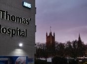 "Пока что не будет возвращаться к работе": премьера Британии выписали из больницы