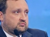 Правомерность решения о снятии арестов со счетов Арбузова проверяют