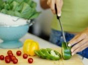 Женскому здоровью вредит процесс приготовления пищи