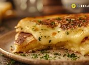 Млинці з сиром - чудовий варіант сніданку (зображення створено за допомогою ШІ)