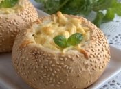 Рецепт дня: жюльен в булочке