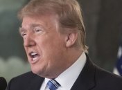 Трамп упрекнул ФБР за пропуск сигналов о стрелке во Флориде