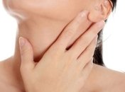 Первые симптомы заболевания щитовидной железы