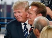 Шварценеггер хотел "разбить лицо Трампа об стол"