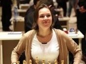 Мария Музычук сыграла вничью с Лагно во второй партии полуфинала ЧМ