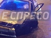 В Киеве произошло масштабное ДТП с участием грузовика со снегом