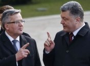 Порошенко обсудил с Коморовским введение миротворцев на Донбасс