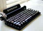 Разработчики создали клавиатуру для iPad в виде печатной машинки