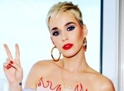 Кэти Пэрри обескуражила очередной сменой имиджа