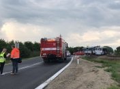 Потяг протаранив пасажирський автобус: в Чехії сталося ДТП, багато поранених