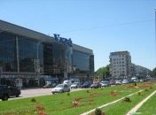 Адвокаты затягивают суды по возврату универмага "Украина" 