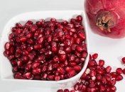 Врачи рассказали, кому будет полезен гранат