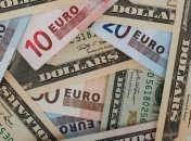 Доллар и евро уверенно продолжают падать: курс валют в Украине на 16 июня