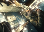 Военный играет на свирели