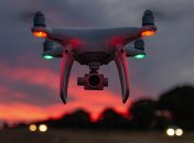 Над США летают загадочные дроны. Иллюстрация