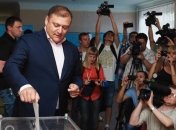 Михаил Добкин отдал свой голос на выборах Президента в Харькове