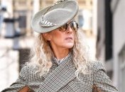 Канадская поп-дива прошлась по улицам Нью-Йорка в дерзком наряде (Фото, Видео)