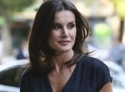 Все дело в деталях: Королева Летиция повторила модный образ 2015 года