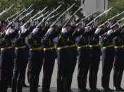 За пожертвованные украинцами деньги купят бронежилеты и спальники