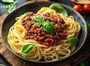 Паста болоньезе – это отличный вариант сытного ужина (изображение создано с помощью ИИ)