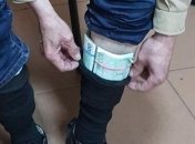 Гражданин Украины пытался в носках вывезти в РФ €25 тысяч