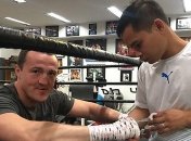 "Надеваю любые джинсы": Российский боксер Лебедев готов к бою с Усиком