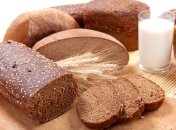 В Беларуси вслед за водкой подорожают хлеб и молоко