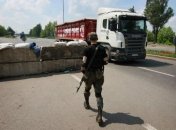 Террористы ставят новые блокпосты в Донецке