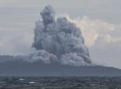 Вулкан в Индонезии после мощного извержения уменьшился втрое