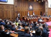 В парламенте Сербии сорвали речь Могерини