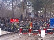 Греція направила військові кораблі до острова Лесбос для охорони кордону