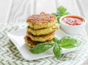 Эти котлетки получаются вкусными и ароматными