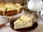 Рецепт дня: открытый пирог с луком-пореем и сыром